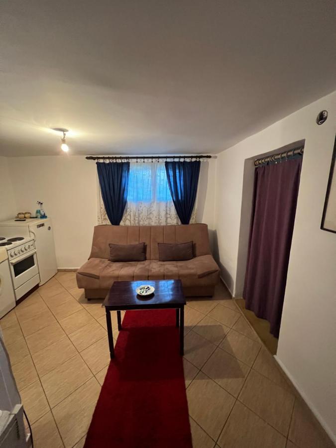 A & A Apartman 波德戈里察 外观 照片