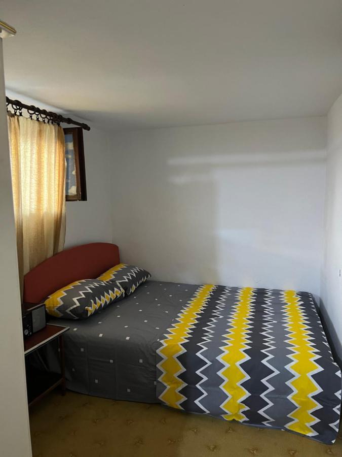 A & A Apartman 波德戈里察 外观 照片